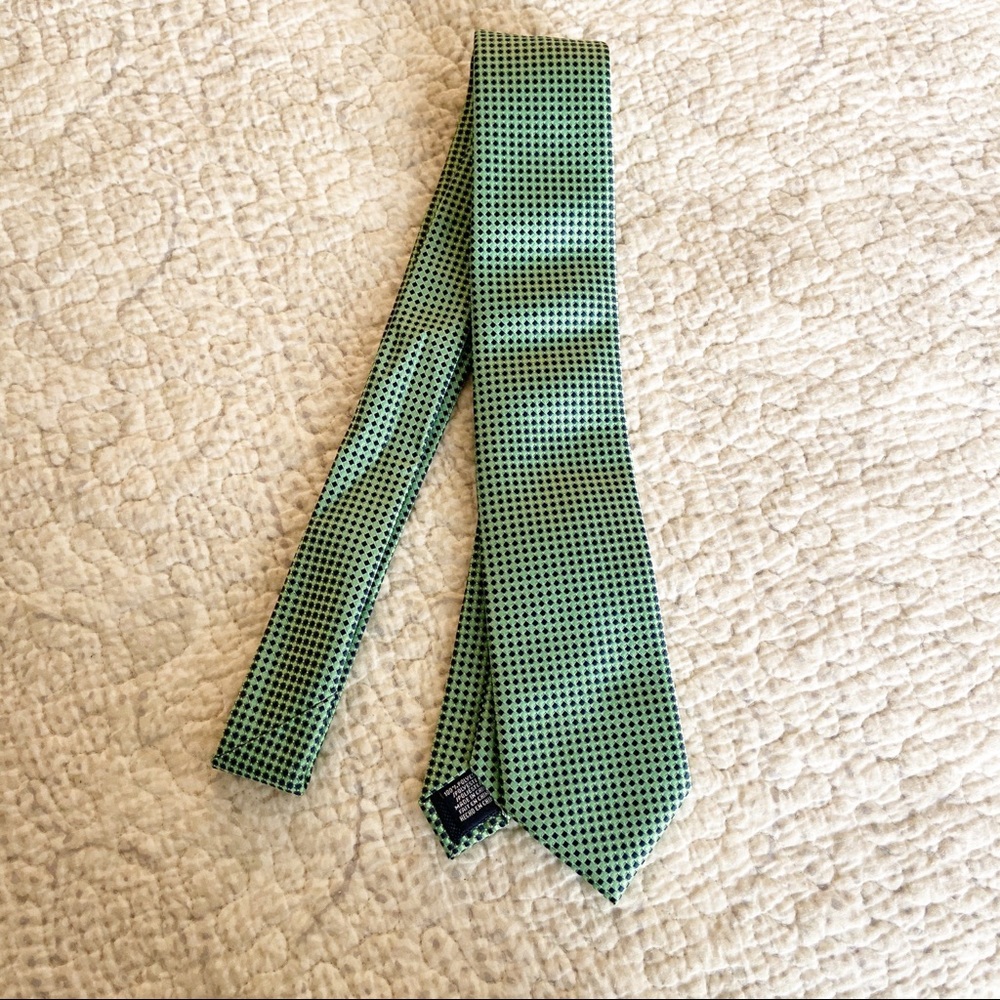 Neck tie check print